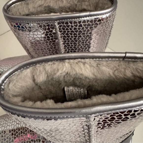 UGG Metallic Silver Boots - Picture 3 of 7